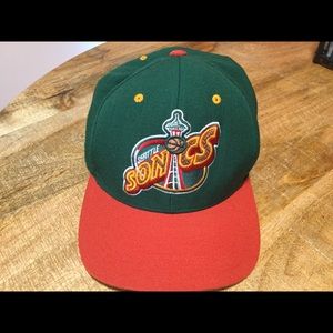 Mitchell & Ness Sonics cap - mid 90s style